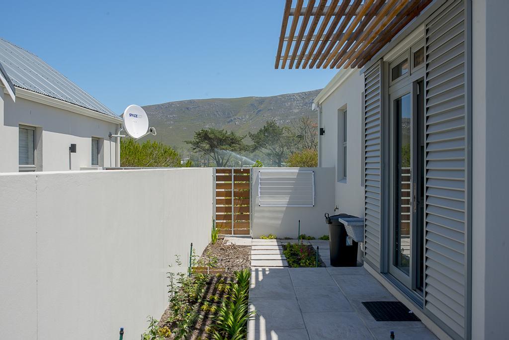 Fernkloof Fairways Villa Hermanus Exterior photo